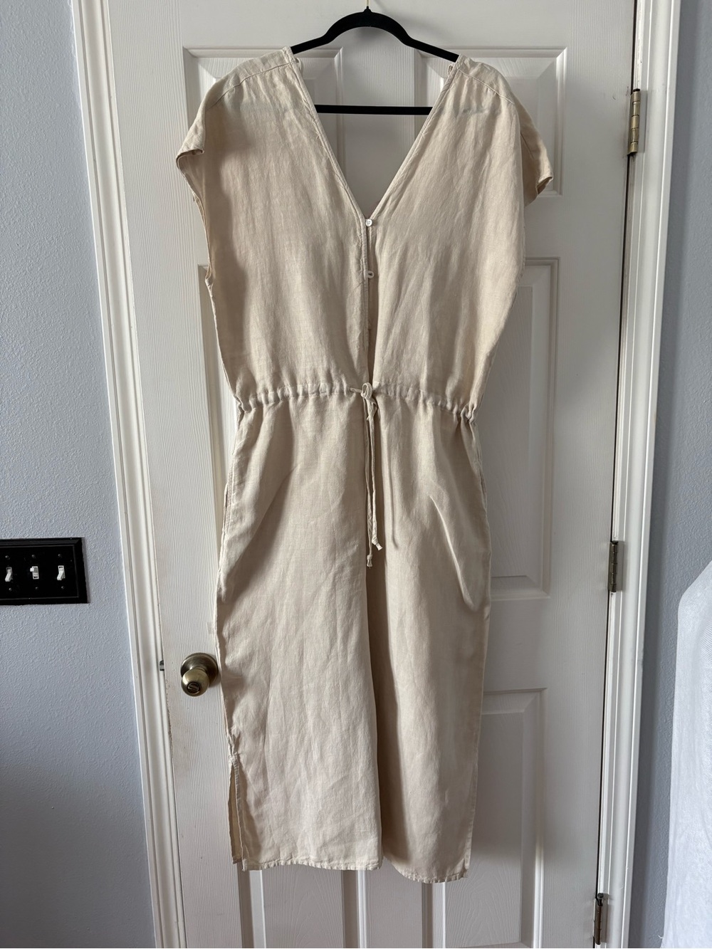 cloth & stone Neutral Beige Drawstring V-Neck Jumper. 100% Linen Size L